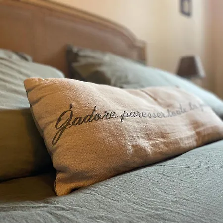 Chambre Familiale Avec Terrasse Aux Portes Du Verdon Homestay szállás *